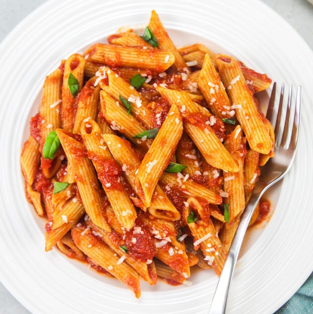 Penne Pomodoro & Basilico Pasta.