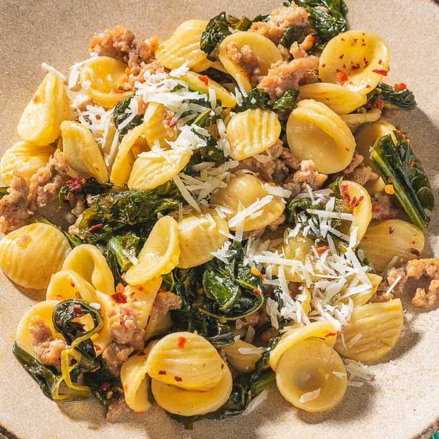 L - Orecchiette Pasta.